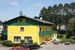 Отель Haus Ferienwohnungen Angelika  Санкт-Примус